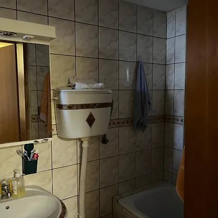 Kuca Za Exit * Petrovaradin