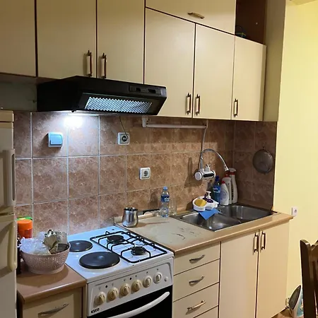 Kuca Za Exit *